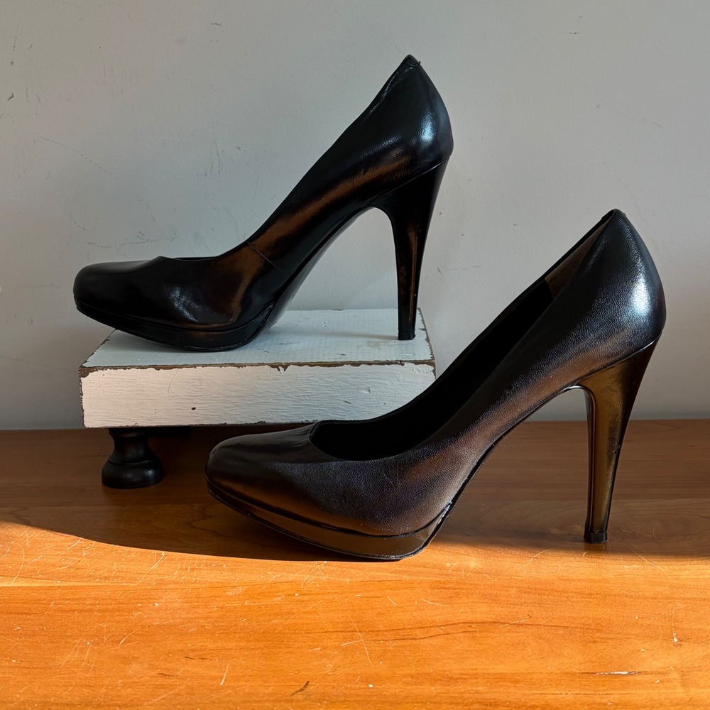 Nine West Rocha Black Leather Platform Pumps Heels Women Size 7.5M Almond Toe